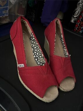 TOMS Red Canvas Wedge Peep-Toe Espadrilles